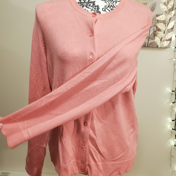 Pink Button Down - Picture 8 of 10